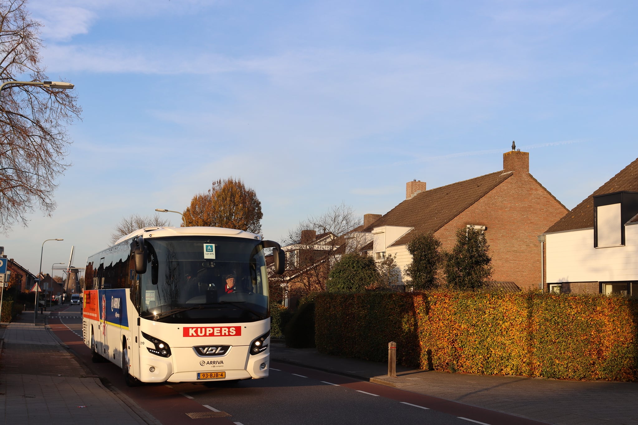 Bestand:210-675.jpg