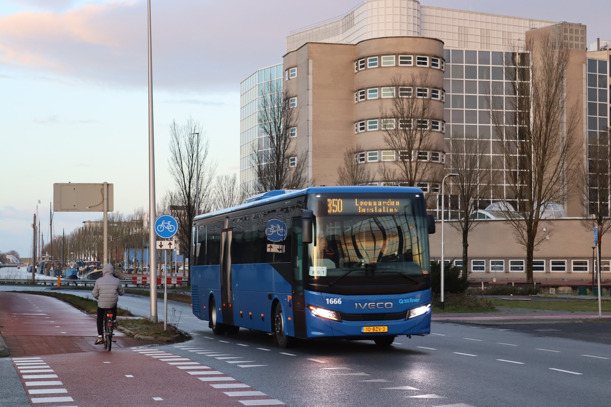 Bestand:1666-350.jpg