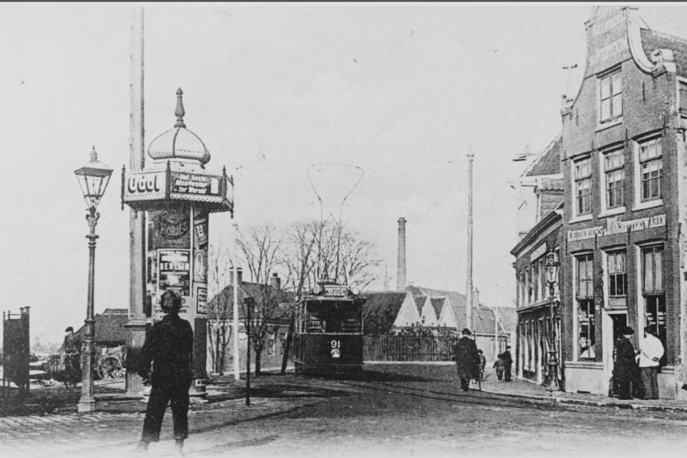 Bestand: op de Overtoom.jpg