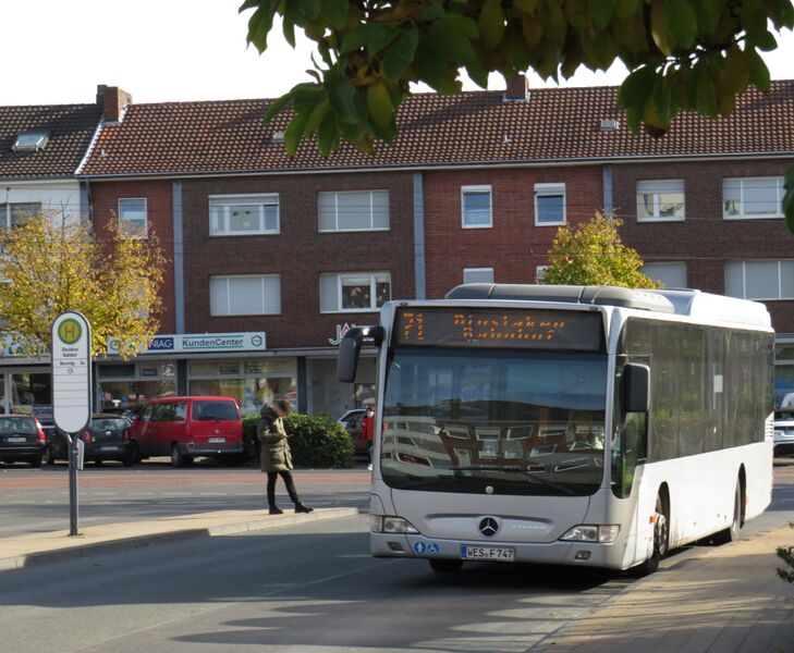 Bestand:Lijn 71 Dinslaken.jpg