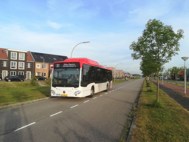 Bestand:EBS Lijn 37 Harnaschdreef.jpg