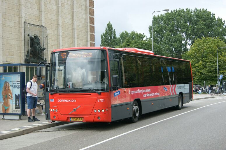 Bestand:Lijn157 Asd.jpg