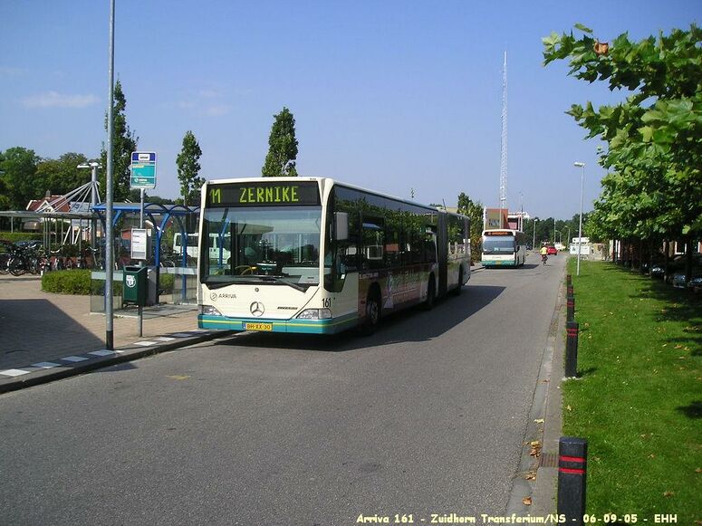 Bestand:Arriva 161 Zuidhorn 06-09-05.JPG