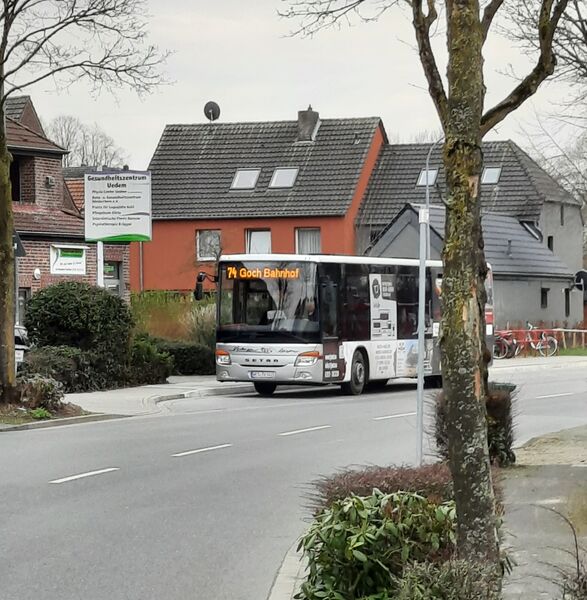 Bestand:Lijn 74 Uedem.jpg