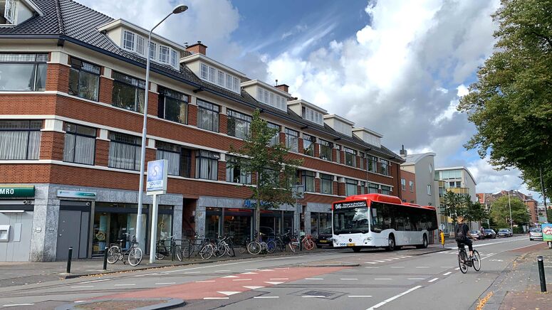 Bestand:StadsbusEBS5123.jpg