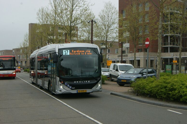Bestand:Lijn17 Gn.jpg
