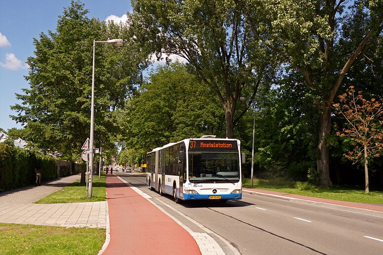 Bestand:Lijn37 Asd.jpg