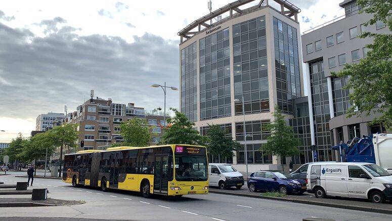 Bestand:StadsbusQbuzz4504.jpg