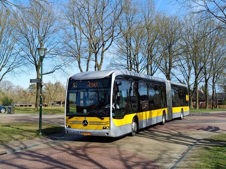 Bestand:Lijn 51 Gasteren.jpg