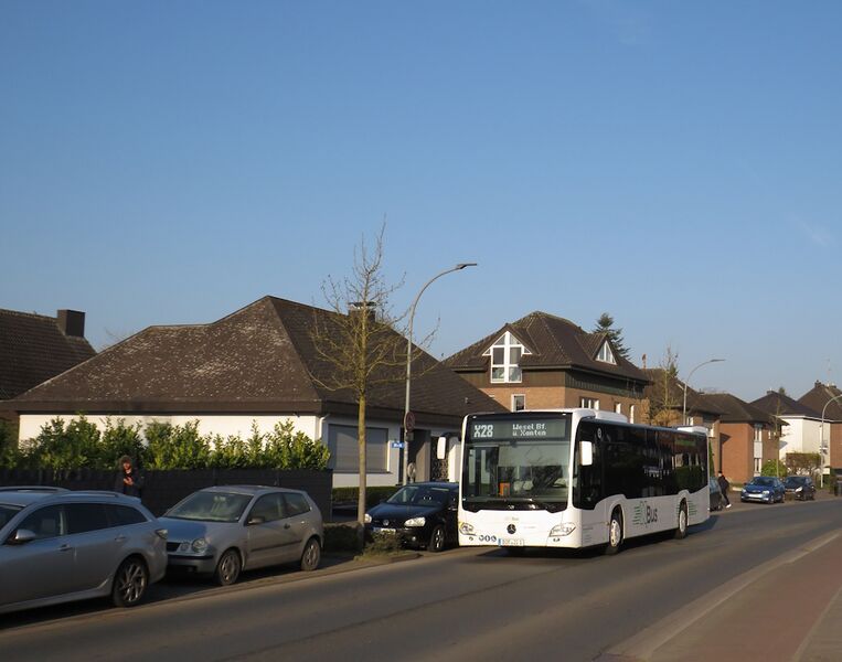 Bestand:Lijn X28 Goch 3.jpg