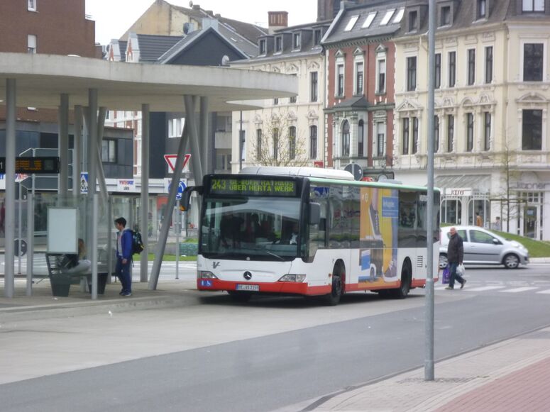 Bestand:Lijn 243 Herten.jpg
