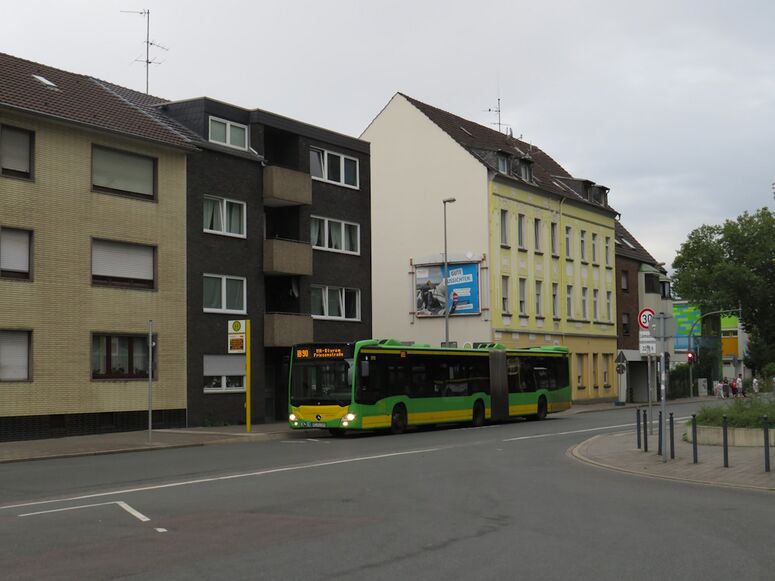 Bestand:Lijn SB90 Oberhausen 4.jpg