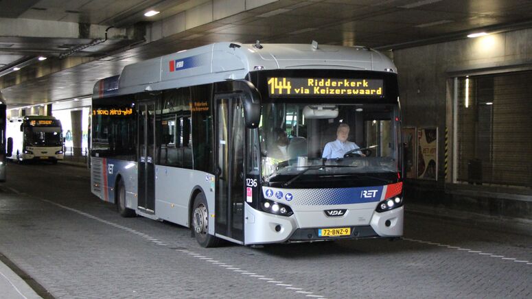 Bestand:RET VDL Citea 1236 lijn 144, 2024.jpeg