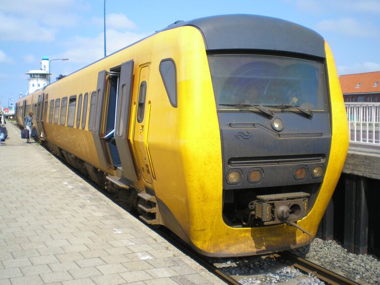 Bestand:NoordNed Buffel Harlingen Haven.JPG