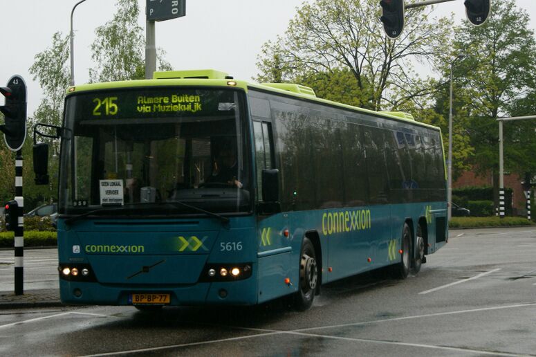 Bestand:Lijn215 Amv.jpg
