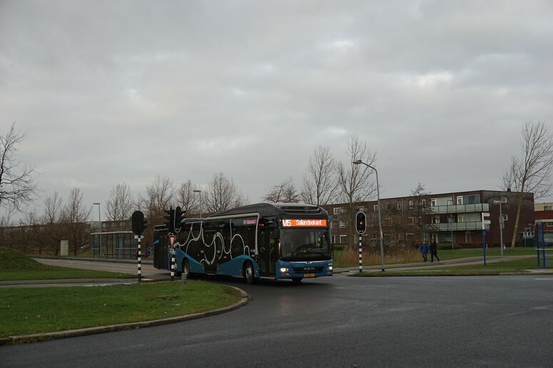 Bestand:6044-M5.jpg