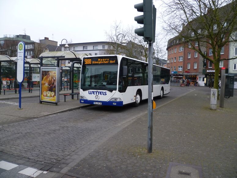 Bestand:Lijn SB80 Moers.jpg