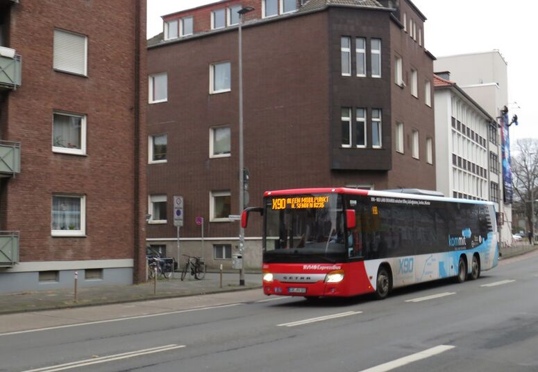 Bestand:Lijn X90 Münster.jpg