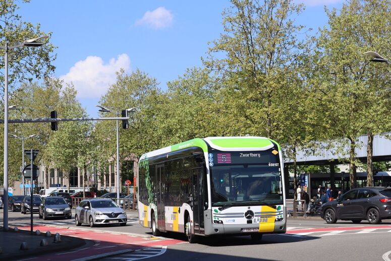 Bestand:658107-5.jpg