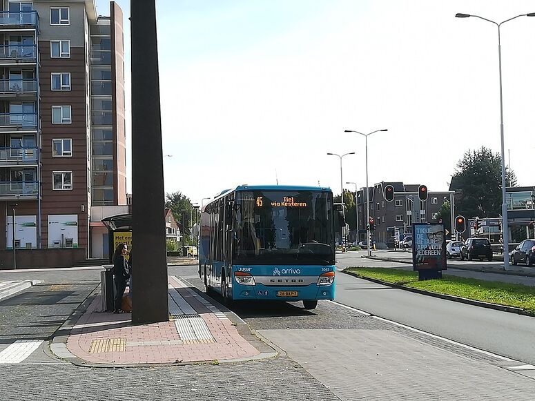 Bestand:Lijn 45 Wageningen.jpg
