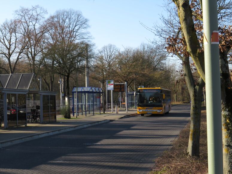 Bestand:Lijn 071 Meerbusch.jpg