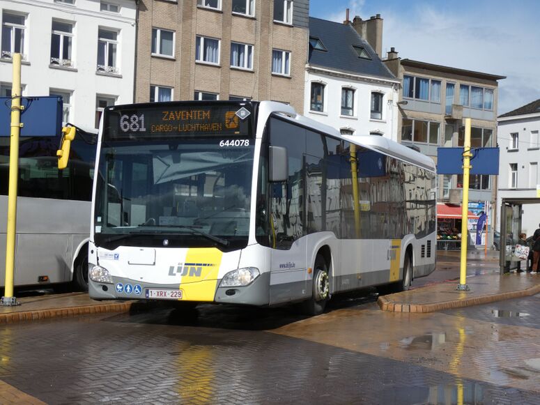Bestand:Lijn 681 Mechelen Zaventem MTVR.jpeg