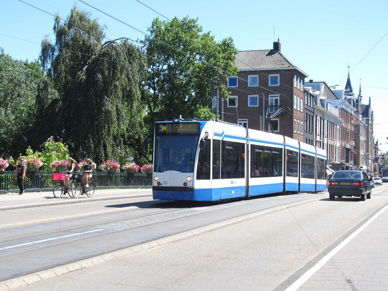 Bestand:Lijn 3 Amsterdam 1e C Huygensstraat.JPG