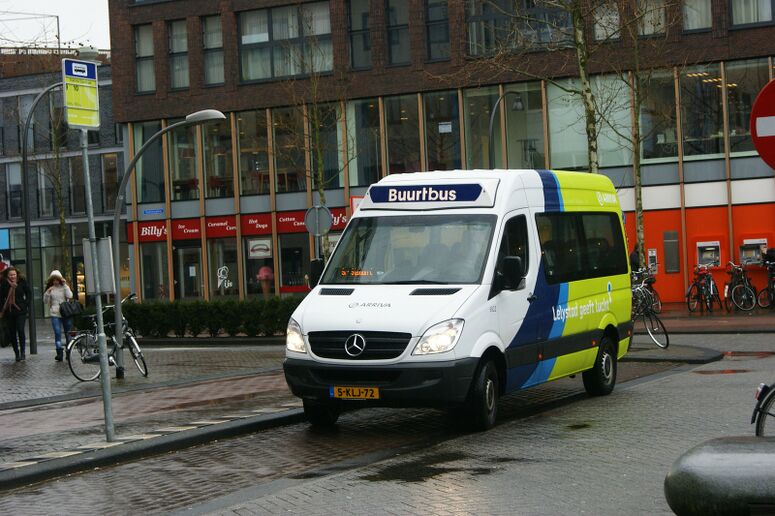Bestand:Lijn9 Lls.jpg