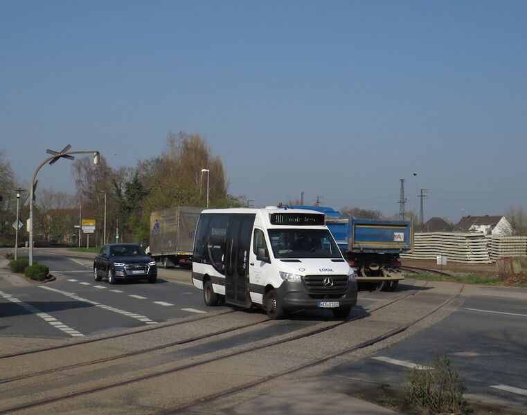 Bestand:Lijn 90 Emmerich.jpg