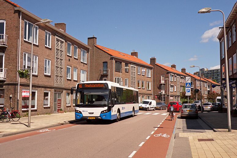 Bestand:Lijn46 Dmn.jpg