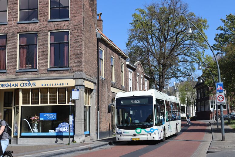 Bestand:2211-4.jpg