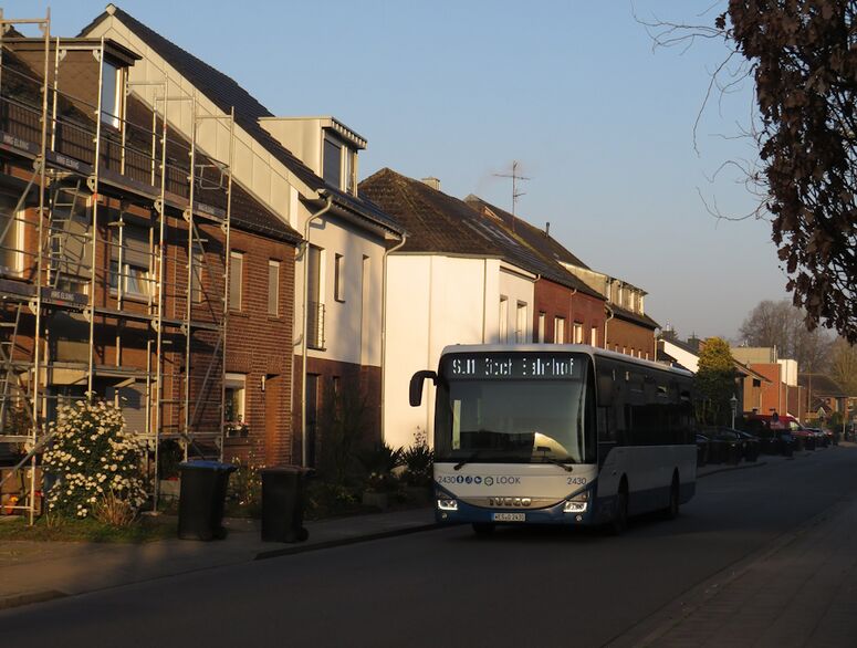 Bestand:Lijn SL11 Goch.jpg
