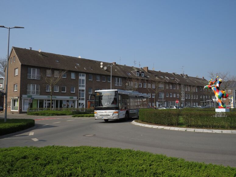 Bestand:Lijn 74 Goch 2.jpg