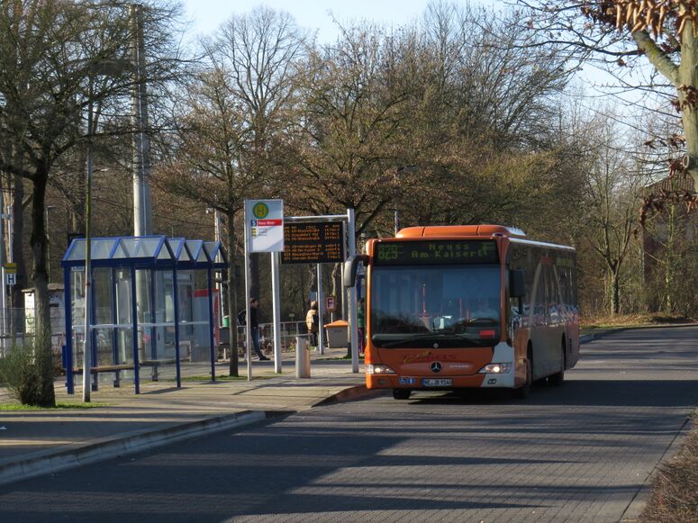 Bestand:Lijn 829 Meerbusch.jpg