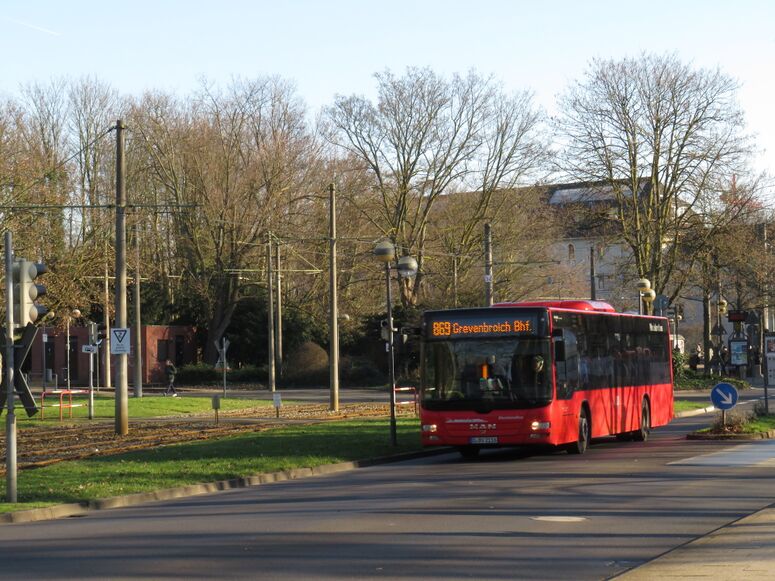 Bestand:Lijn 869 Neuss.jpg