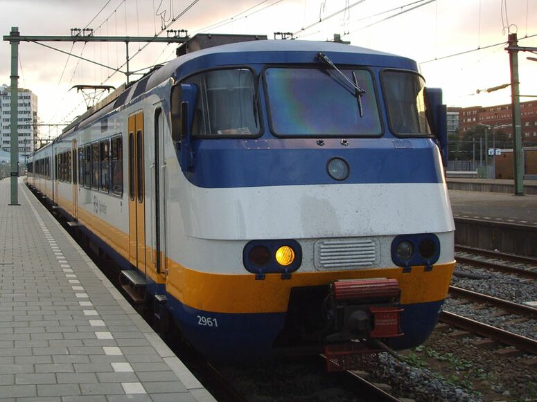 Bestand:SGMm-III Rtd.jpg