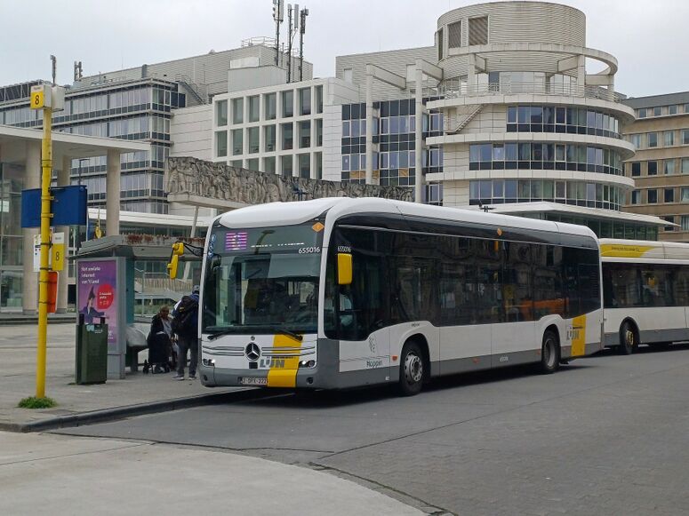 Bestand:Lijn 6 Gent-Zuid.jpg
