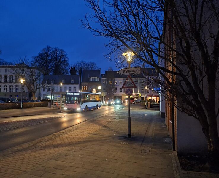 Bestand:Lijn 54 Kleve.jpg