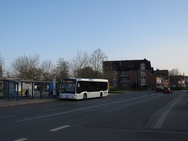 Bestand:Lijn 70 Goch.jpg