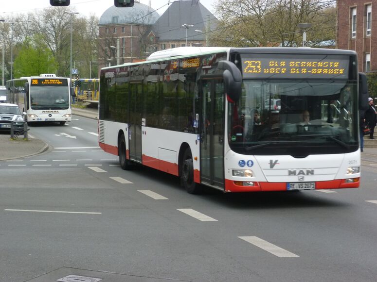 Bestand:Lijn 253 Gelsenkirchen.jpg