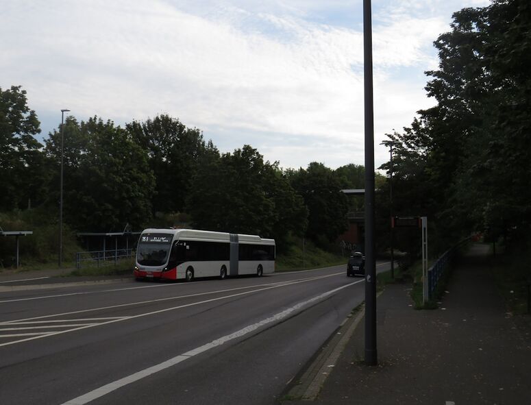 Bestand:Lijn 153 Köln.jpg
