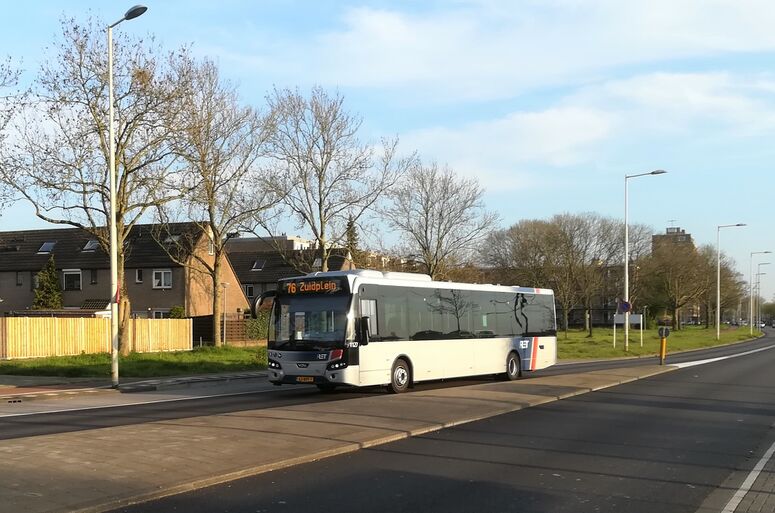 Bestand:RET Lijn 76 Smeetslandsedijk Citea.jpg