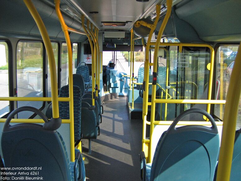 Bestand:Arriva6261 interieur2.jpg
