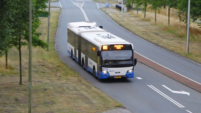 Bestand:GVB VDL Citea 1413 lijn N85, 2025.jpeg