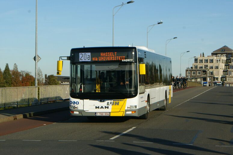 Bestand:Lijn20a Mt2.jpg