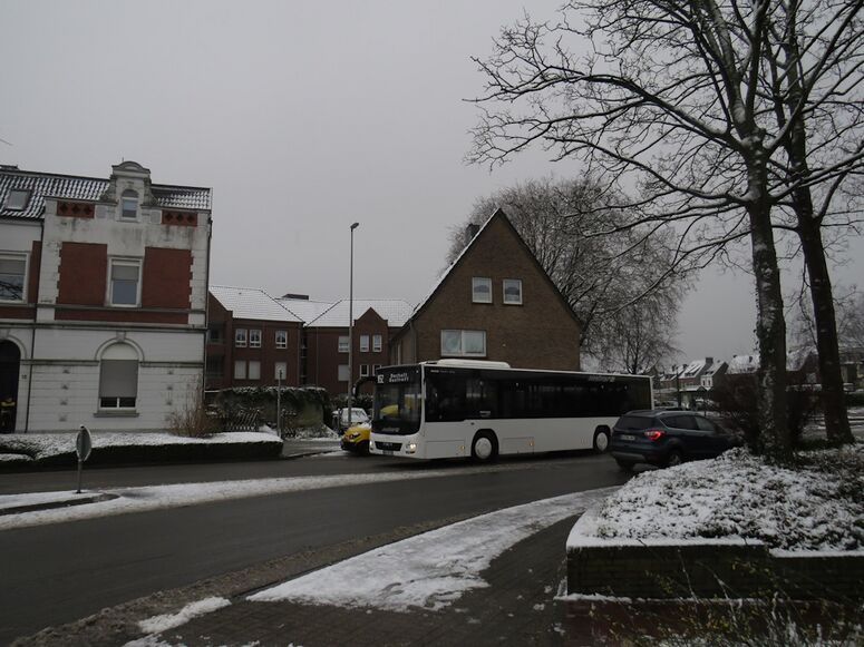 Bestand:Lijn R52 Rees.jpg