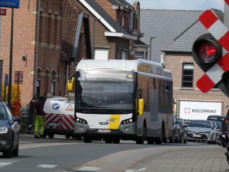 Bestand:Lijn 250 Brussel Londerzeel.jpeg