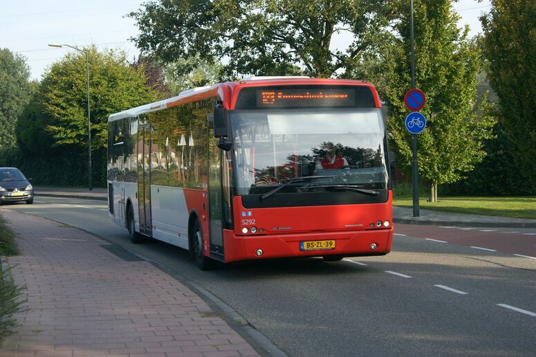 Bestand:Lijn123 Rdv.jpg