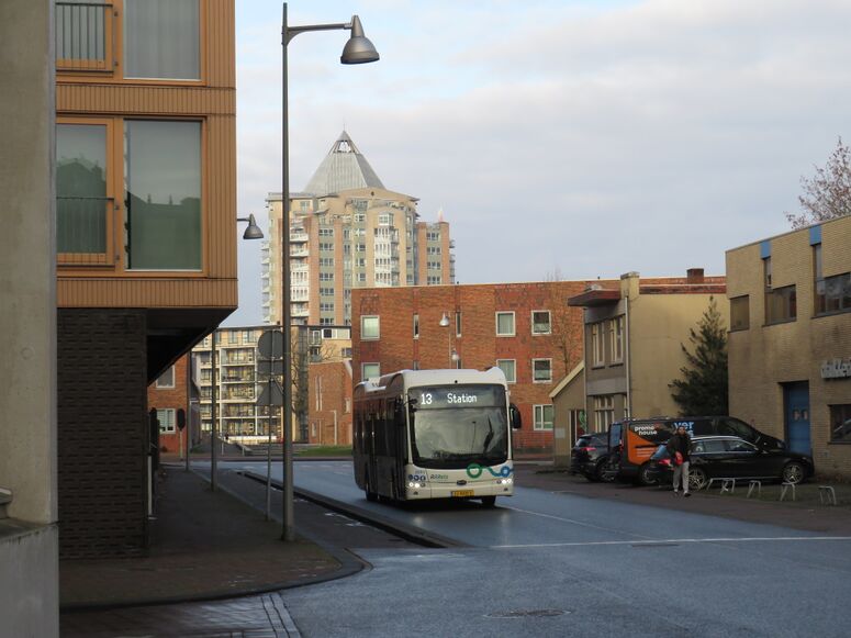 Bestand:Lijn 13 Apeldoorn.jpg