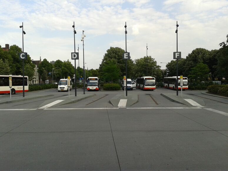 Bestand:Busstation-venlo.jpg